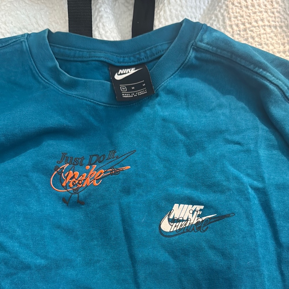 Nike Blue Graphic Sweatshirt
